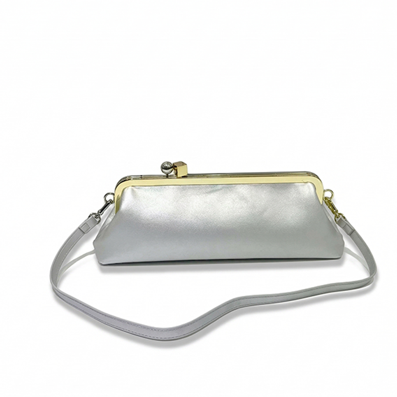 THE VINTAGE ELONGATED CLASP CLUTCH detail image 9