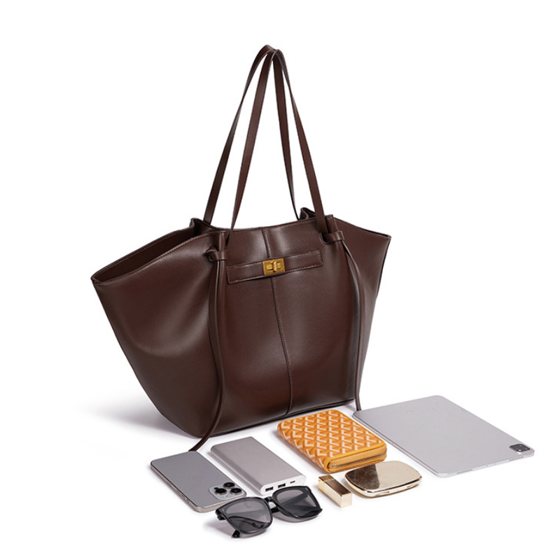 THE OVERSIZED WINGED EXECUTIVE TOTE detail image 12