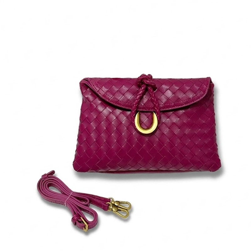 THE REFINED FLAP CLUTCH detail image 10