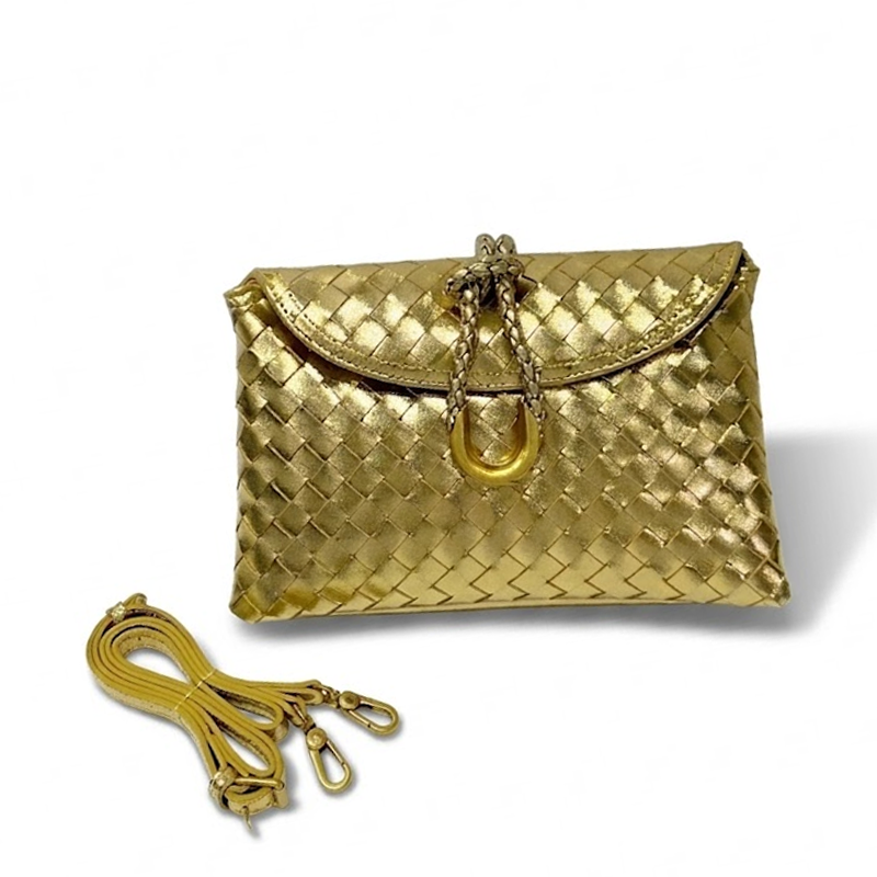 THE REFINED FLAP CLUTCH detail image 12