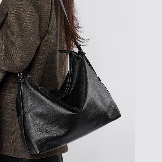 THE RELAXED ARCH HOBO detail image 7