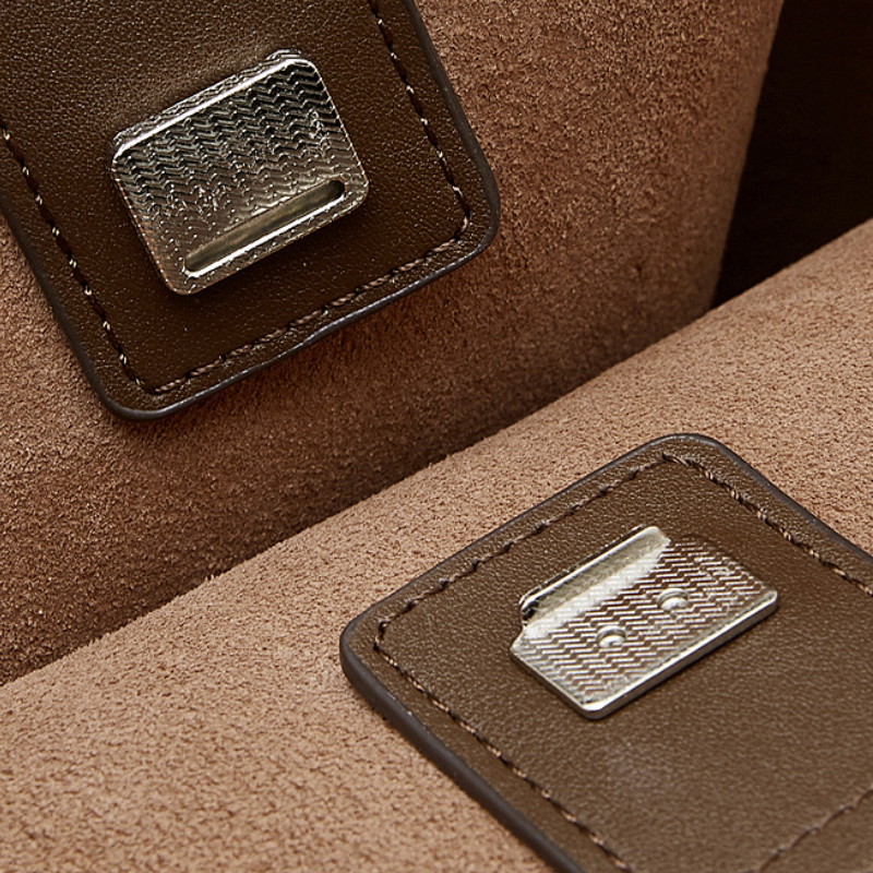 THE MINIMALIST SLOUCH TOTE detail image 12