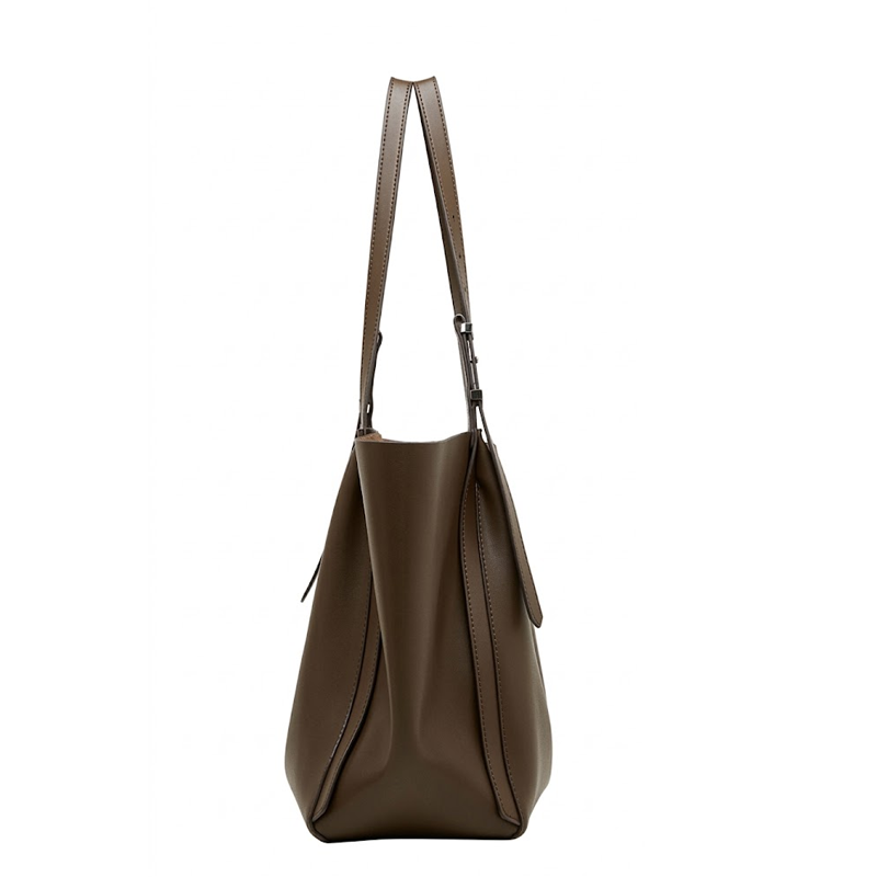 THE MINIMALIST SLOUCH TOTE detail image 17