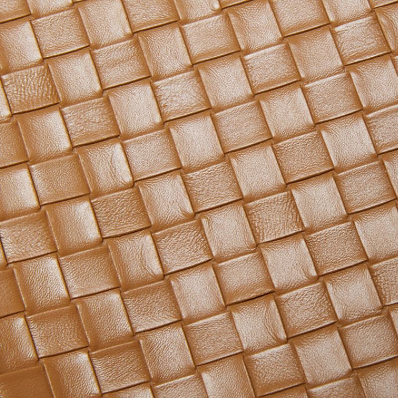THE ARCHITECTURAL TOTE detail image 15