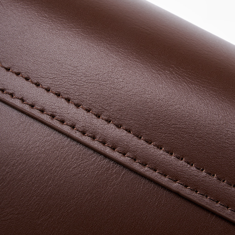 THE DUAL-STRAP VERSATILE FLAP BAG detail image 14