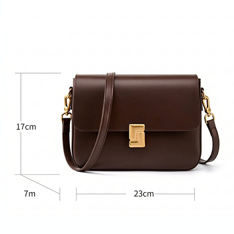 THE DUAL-STRAP VERSATILE FLAP BAG detail image 3