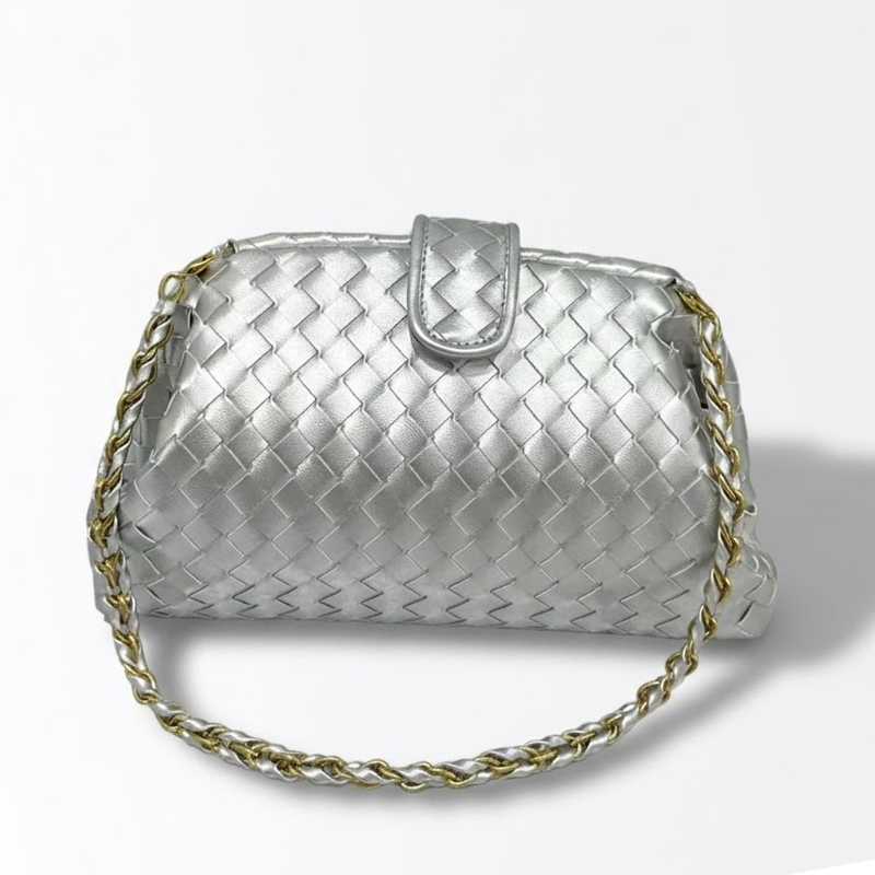 THE BRAIDED CHAIN POUCH detail image 17