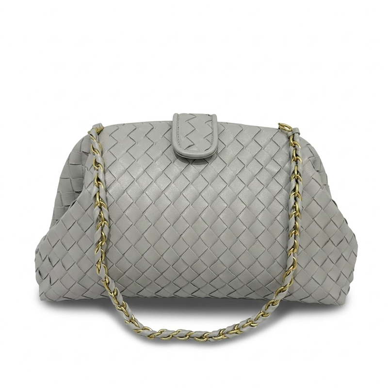 THE BRAIDED CHAIN POUCH detail image 6
