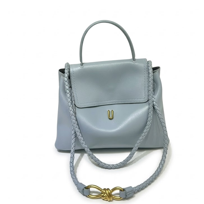 THE BRAIDED FLAP BAG detail image 17