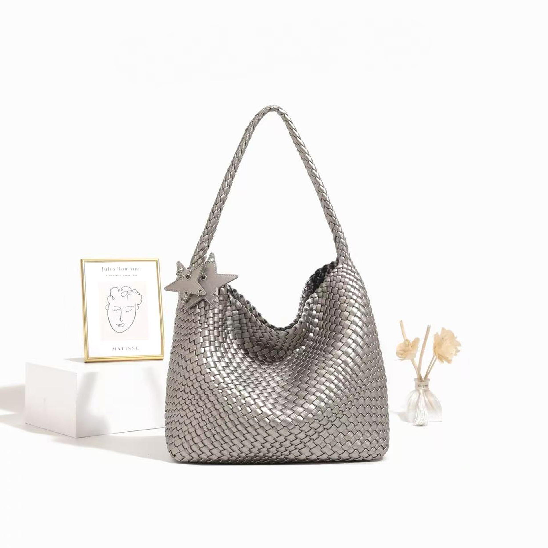 THE STAR VOLUME TOTE detail image 13
