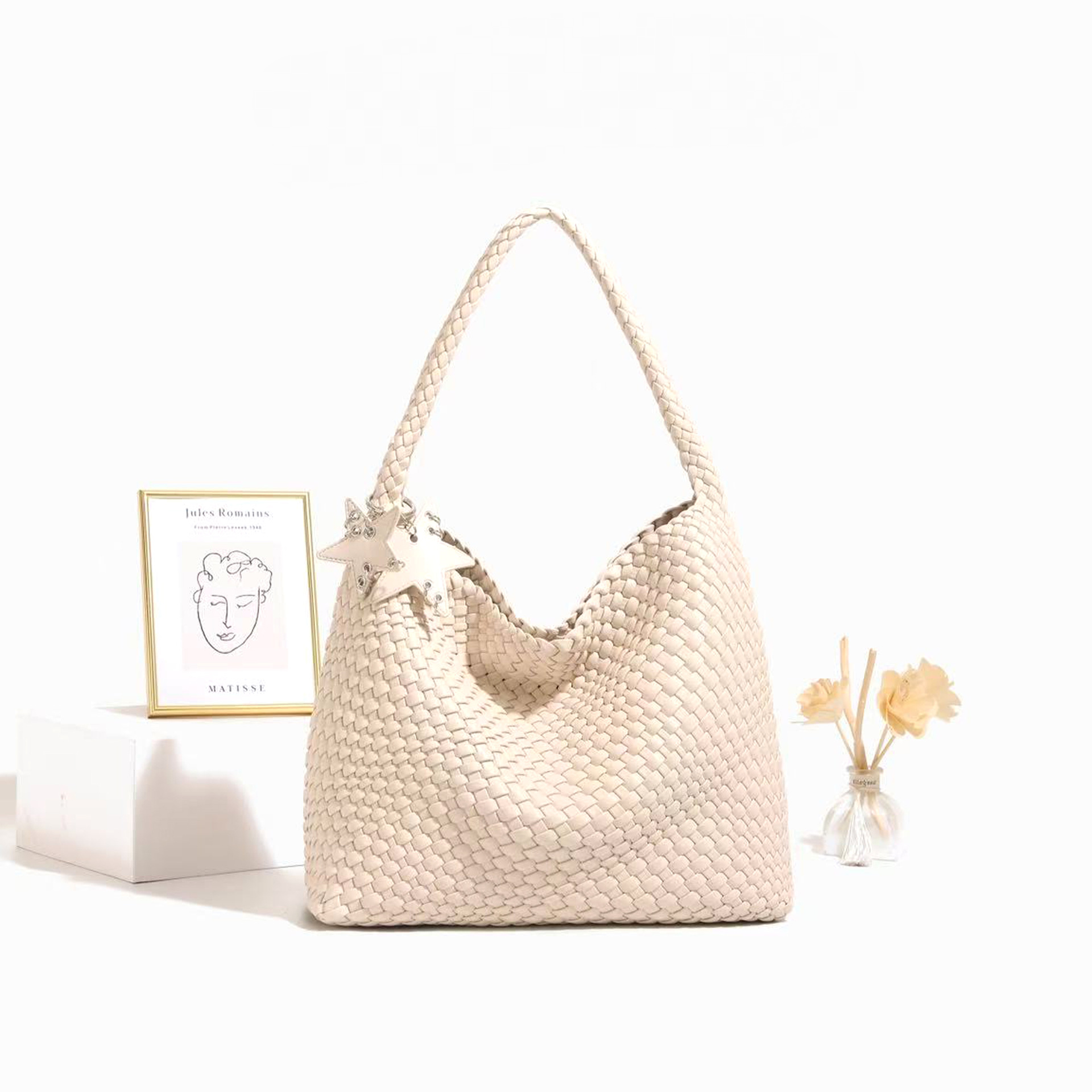 THE STAR VOLUME TOTE detail image 14