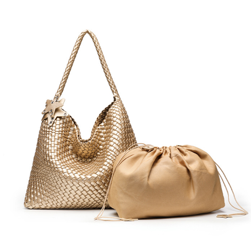 THE STAR VOLUME TOTE detail image 5