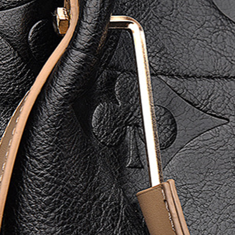 THE LUXE MONOGRAM EMBOSSED TOTE SET detail image 19