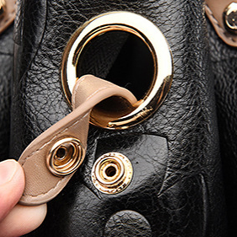 THE LUXE MONOGRAM EMBOSSED TOTE SET detail image 20