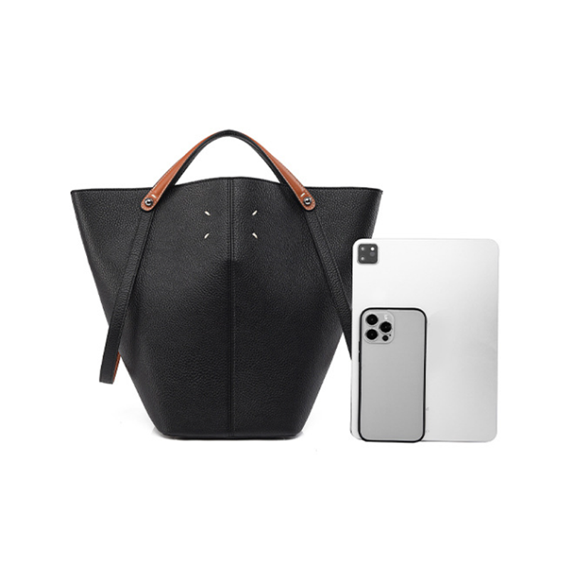 THE DECONSTRUCTED ORIGAMI TOTE detail image 12