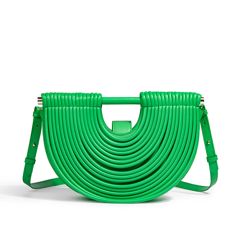 THE RADIAL PLEAT ARCHITECTURAL CLUTCH detail image 5