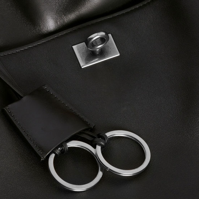 THE TRI-COMPARTMENT EXECUTIVE FLAP BAG detail image 12