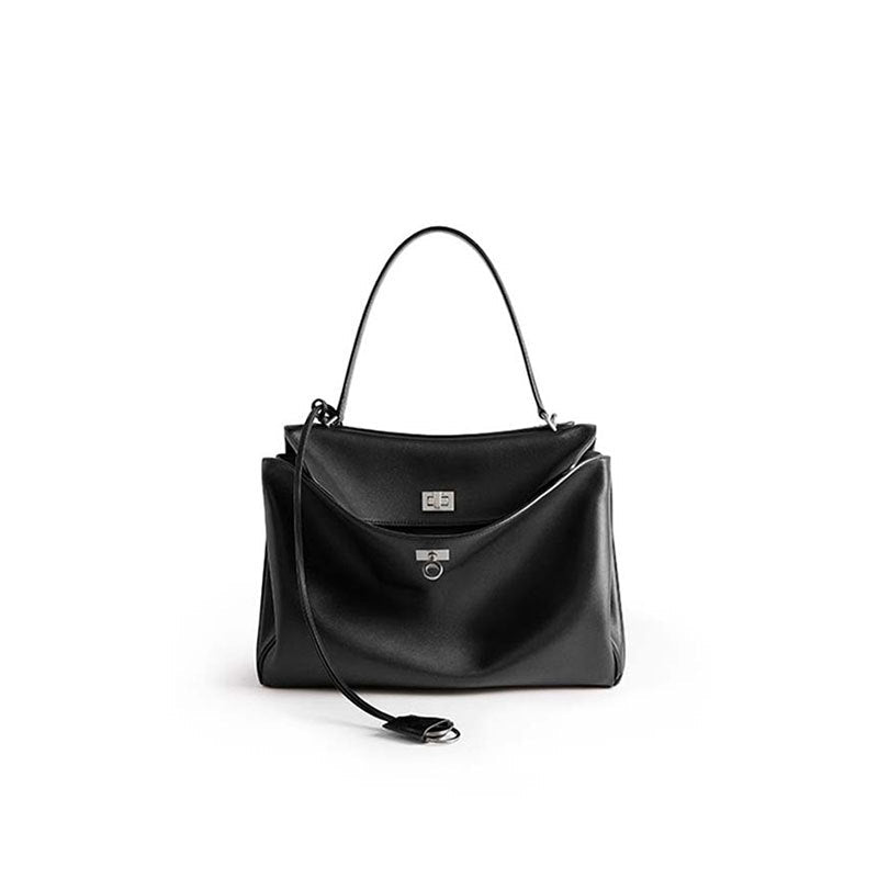 THE TRI-COMPARTMENT EXECUTIVE FLAP BAG detail image 16