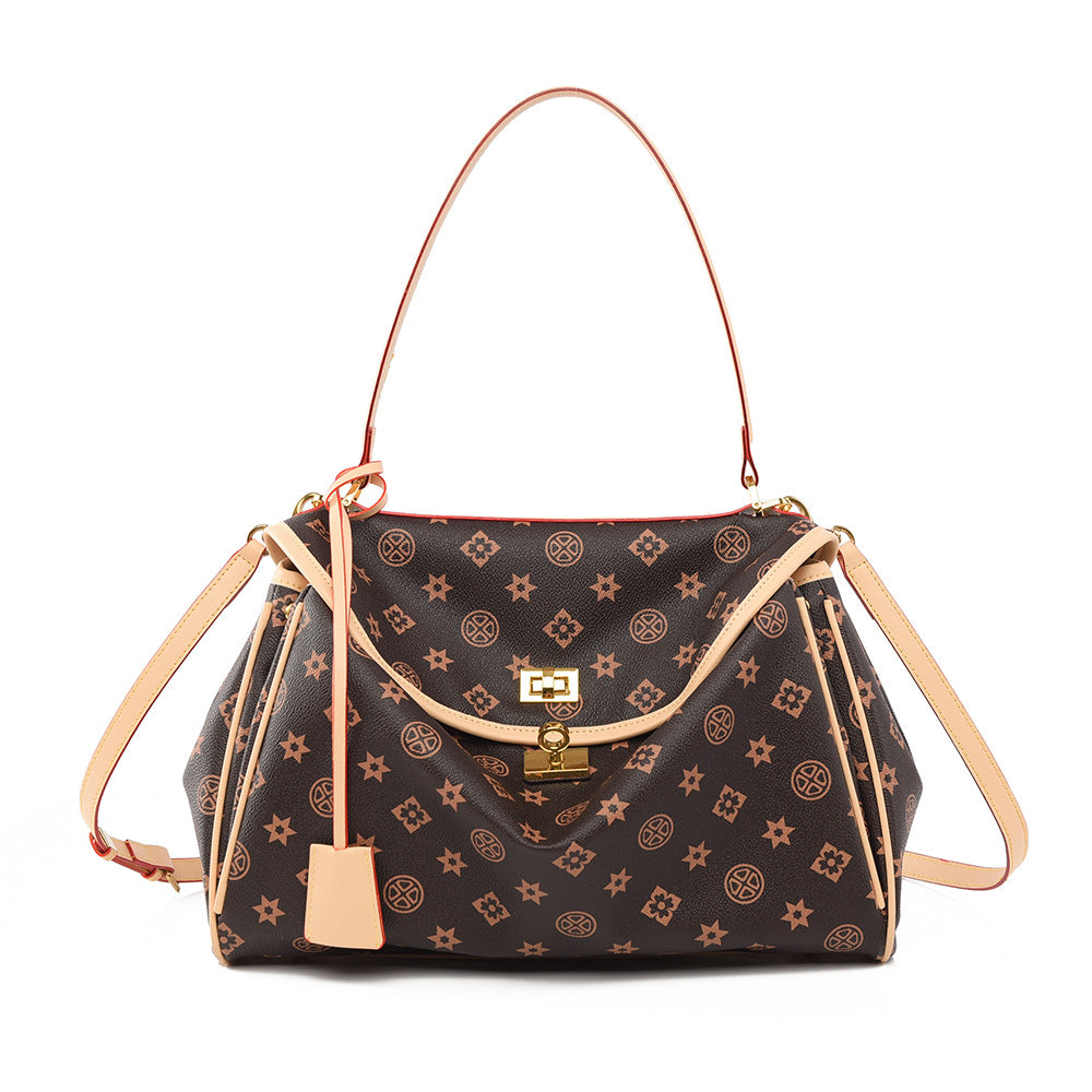 THE TRI-COMPARTMENT EXECUTIVE FLAP BAG detail image 19
