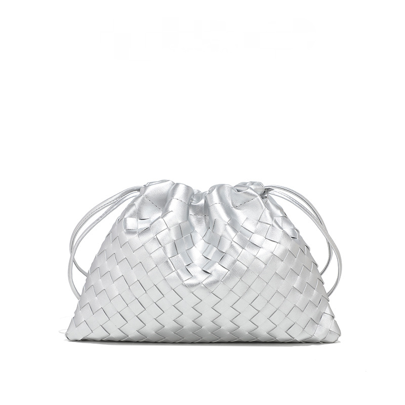 THE DRAWSTRING POUCH detail image 10