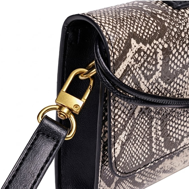 THE KNOT FLAP CLUTCH - WILD detail image 12