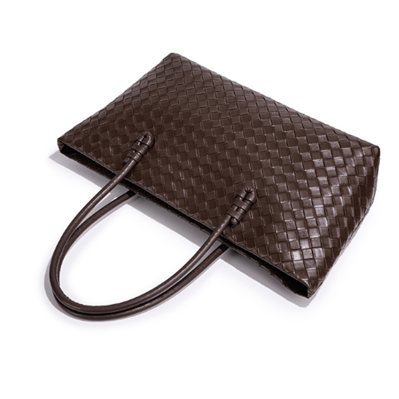 THE ESSENTIAL ZIP TOTE detail image 10